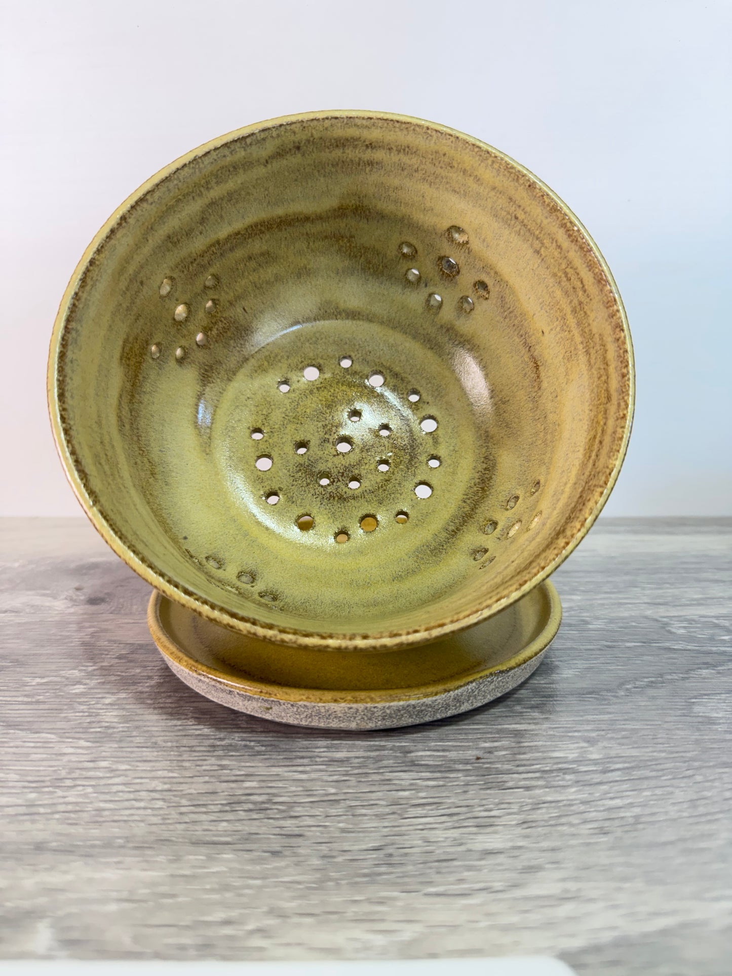 Berry Bowl - Sunshine Yellow
