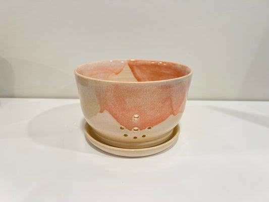 Berry Bowl - Peach and Cream