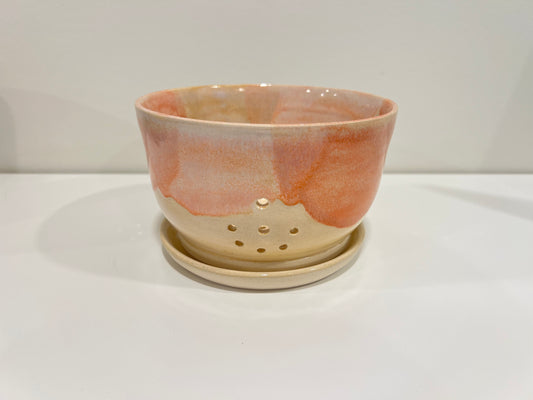 Berry Bowl - Peach and Cream