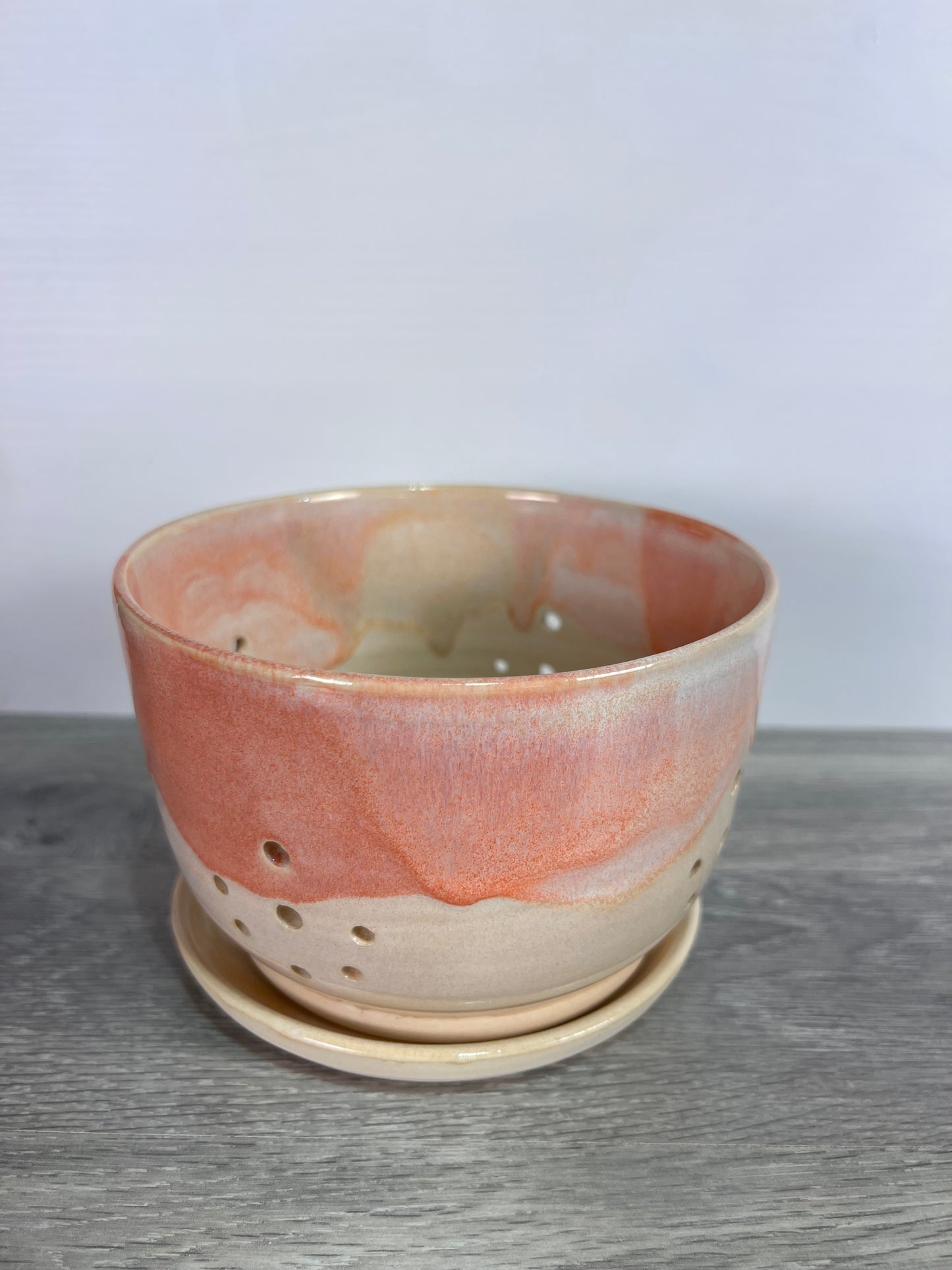 Berry Bowl - Peach and Cream
